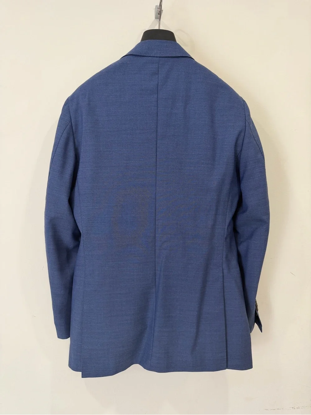 Suitsupply La Spalla Mid Blue Two-Button suit 38R